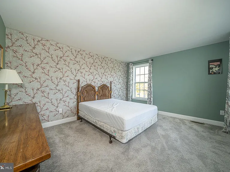 3701 Parris Blvd — Photo 52