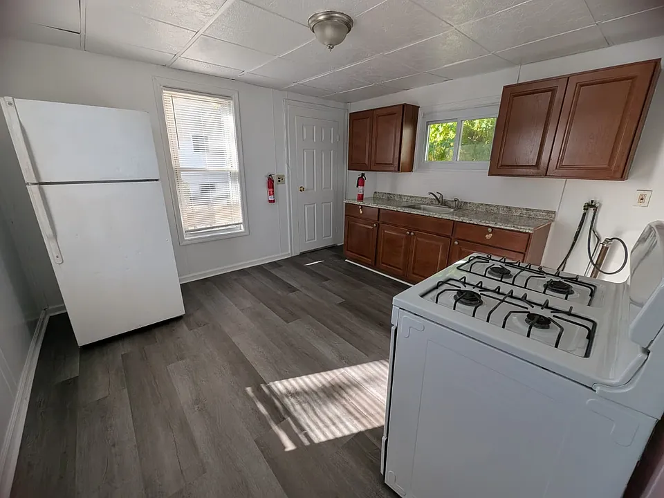 167 Johnson Ave
