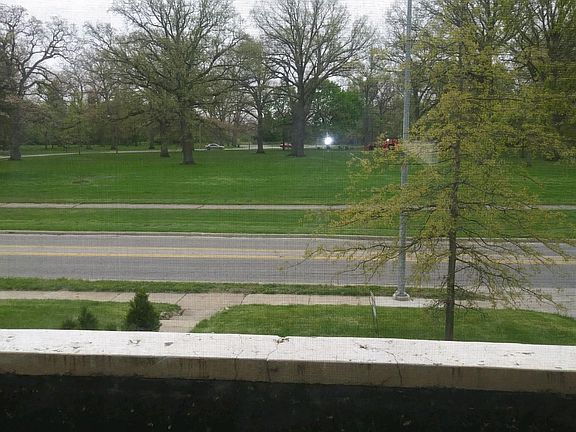 2nd image of 2216 Kenwood Blvd APT 4