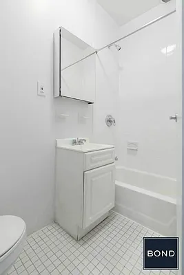 Rented by Bond New York | media 14