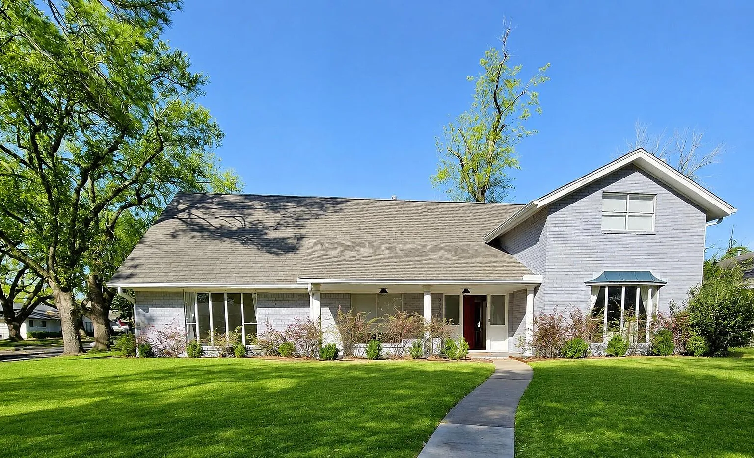 4 bed, 3.5 bath, 3405 sqft, $3,850 — Photo 1