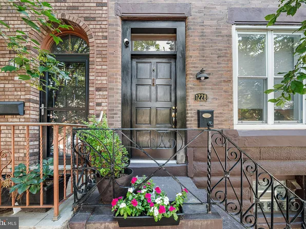 1228 McKean St, Philadelphia, PA 19148