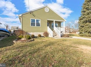 411 W Adams Ave, Magnolia, NJ 08049