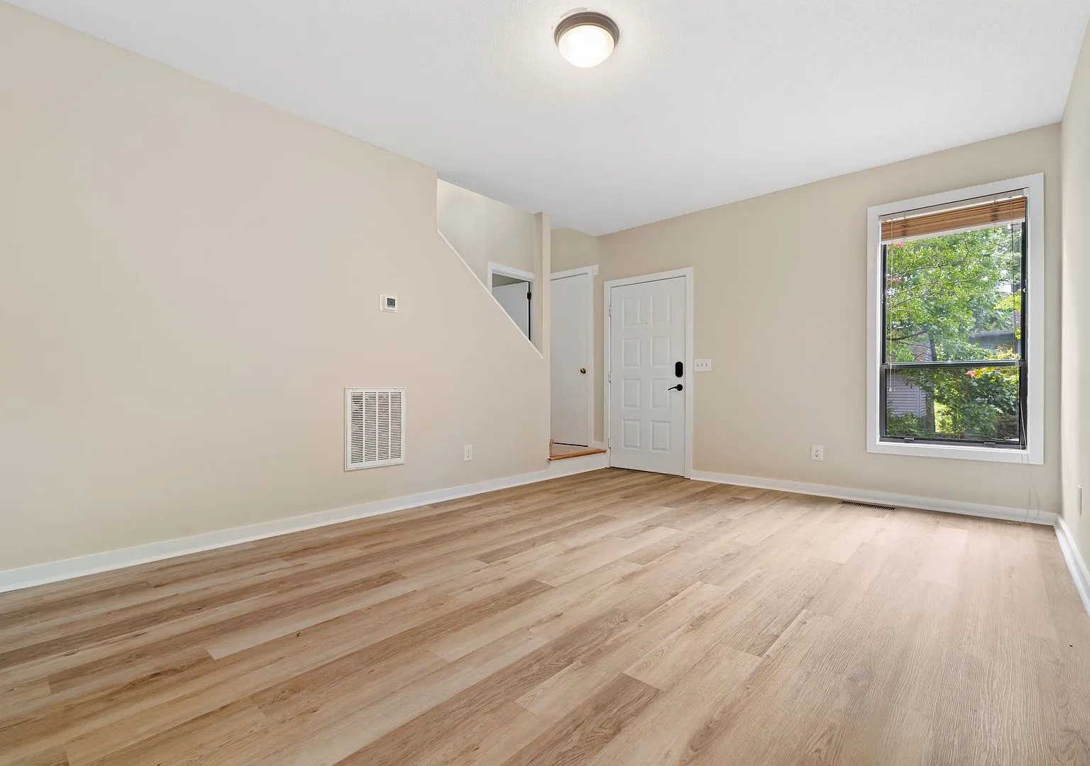Charming Updated Single-Family Home In Carrboro - Available Now! — Photo 2