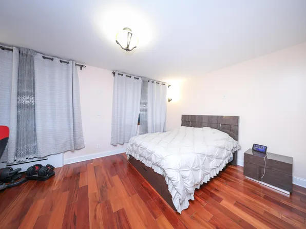 2568 East 2nd Street image 31 of 41