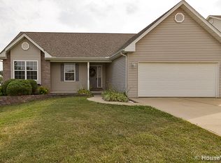 652 Pleasant Lake Dr, Jackson, MO 63755