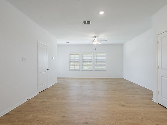 Spacious downstairs space