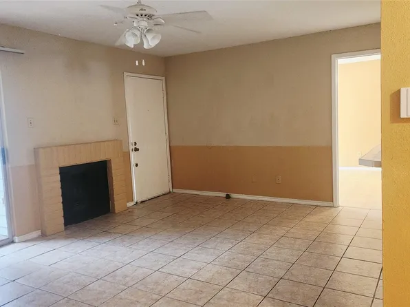 12511 Ashford Meadow Dr APT C, Houston, TX 77082