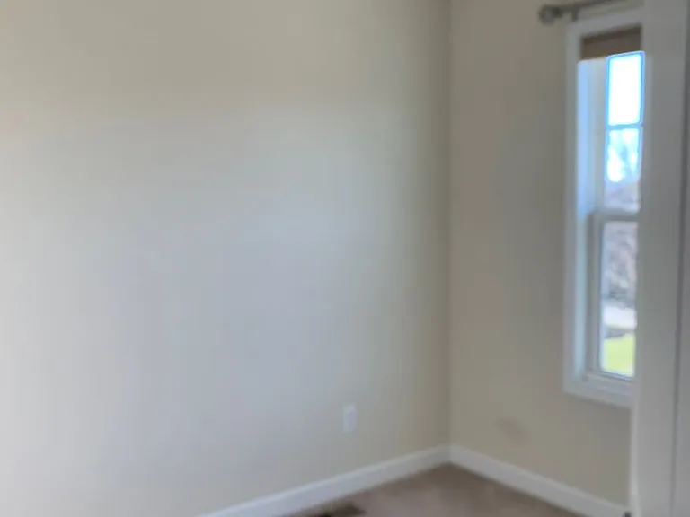 215 Phoenix Blvd NW — Photo 9