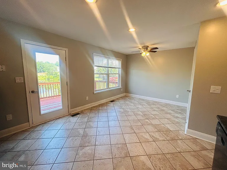 400 Munsons Hill Ct — Photo 8
