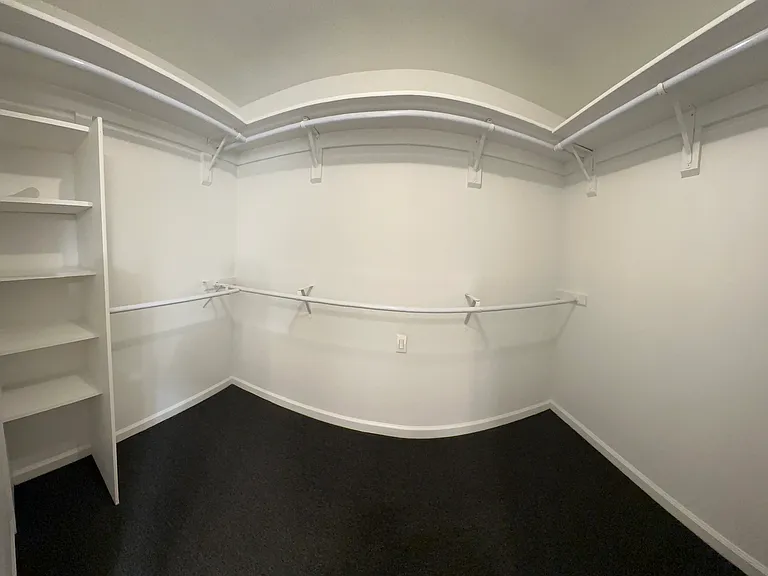 4595 Village Oaks Cir — Photo 20