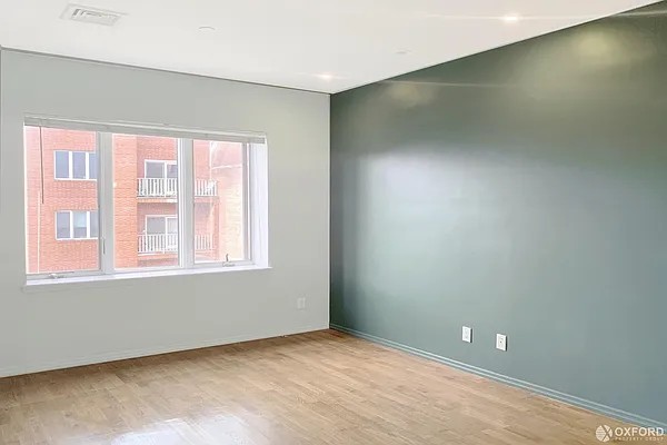 Rented by Oxford Property Group | media 39