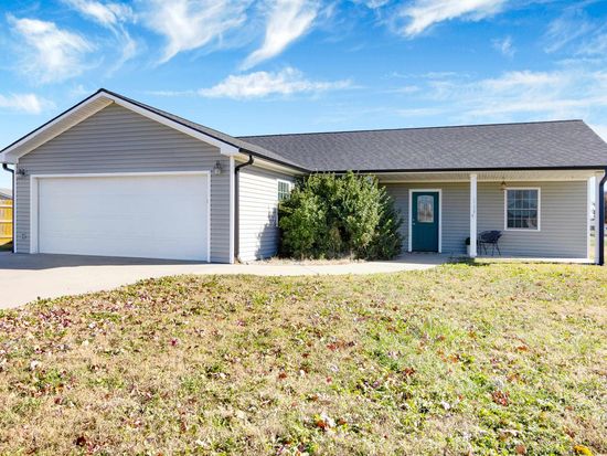 2720 Brookpark Dr, Manhattan, KS 66502