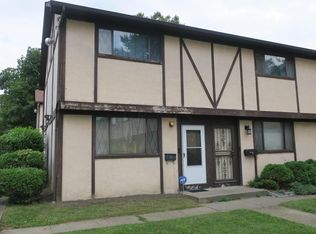 977 Hidden Acres Ct, Columbus, OH 43224