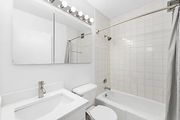 Rented by Corcoran | media 5