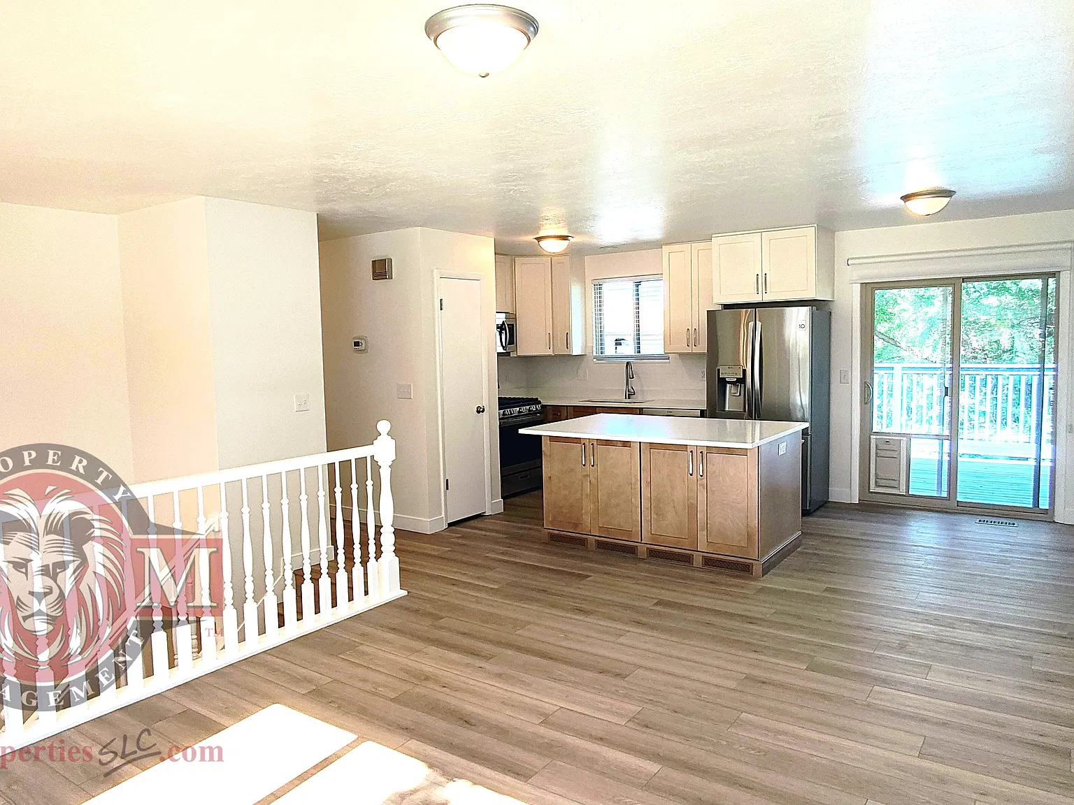 4 bed, 1732 sqft, $2,450 — Photo 2