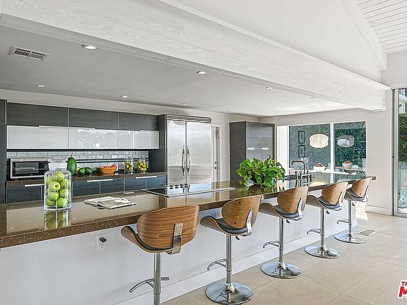 Kitchen Counter