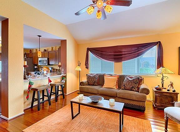3rd image of 4407 Belfield Ln