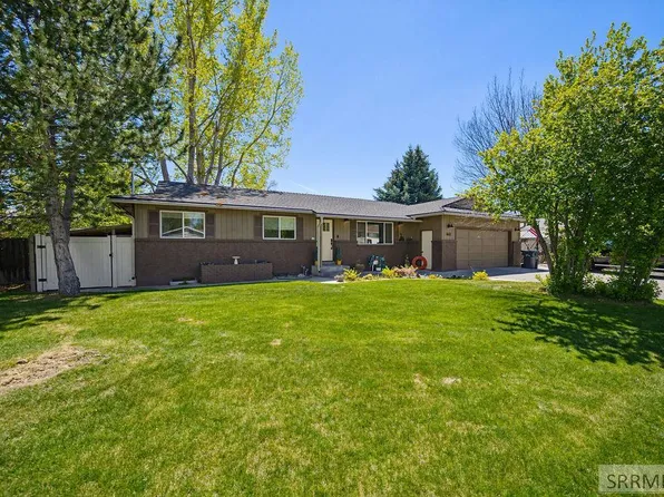 1632 Parkwood St, Idaho Falls, ID 83401