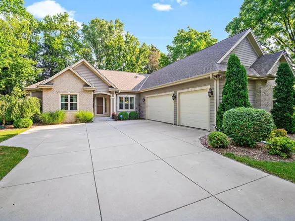 7800 West Evergreen ROAD, Mequon, WI 53097