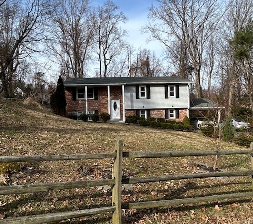 1st image of 3704 Cassell Blvd