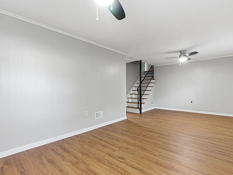 2722 Frontier Ct — Photo 19