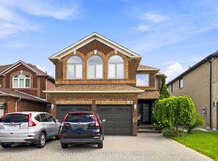 5443 McFarren Blvd, Mississauga, ON L5M5Y3