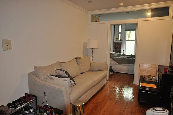 Rented by REAL New York | media 2