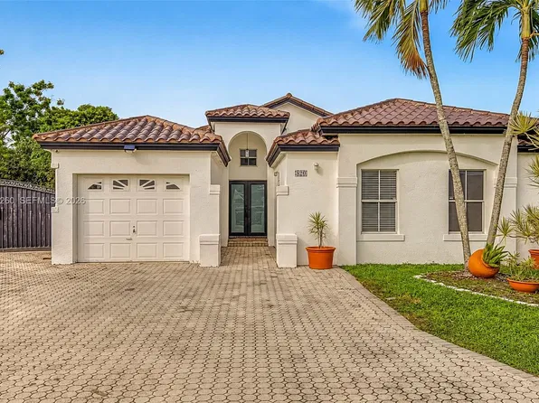 820 NW 132nd Ct, Miami, FL 33182