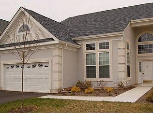 9 Pine Hill Ct, Dayton, NJ 08810