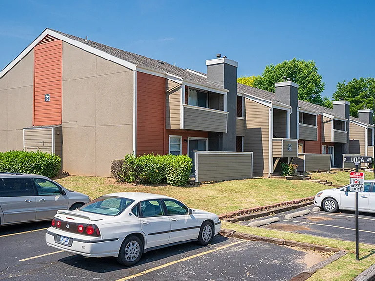 Riverchase Apartments — Photo 18