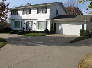 2228 S 90th St, Omaha, NE 68124