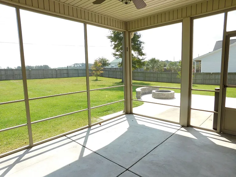101 Staffordshire Dr — Photo 53