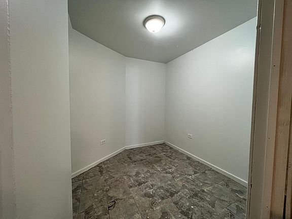 2nd image of 3140 W Diversey Ave #G