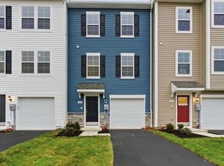 143 Homestead Dr, Hanover, PA 17331