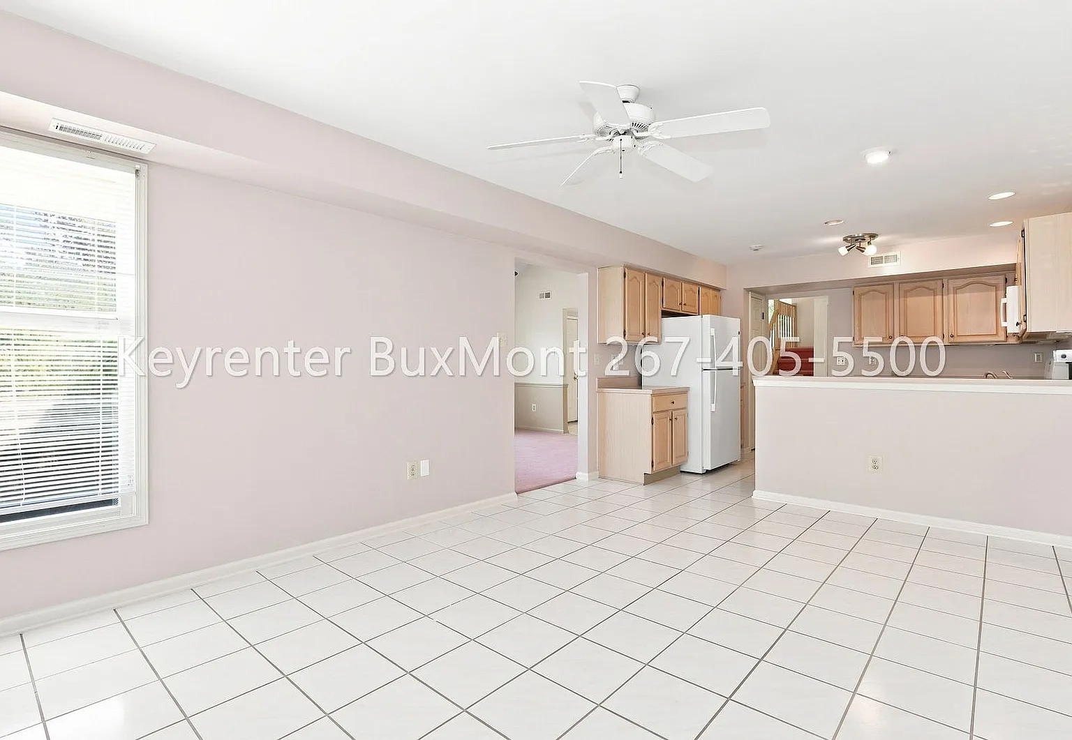Spacious 3-Bed 2.5-Bath Townhome in Newtown Gate — Photo 2
