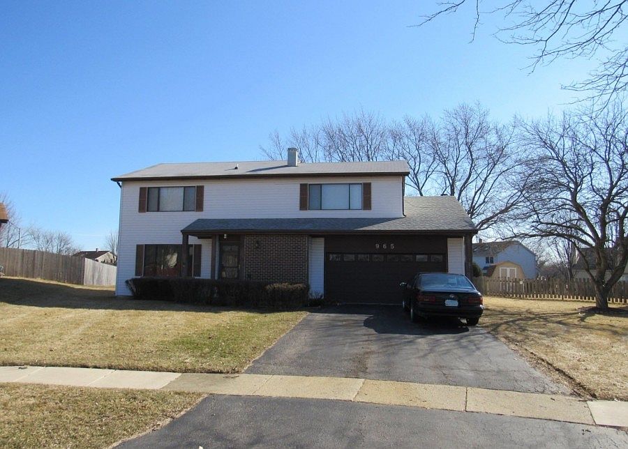 1st image of 965 Wildwood Ct