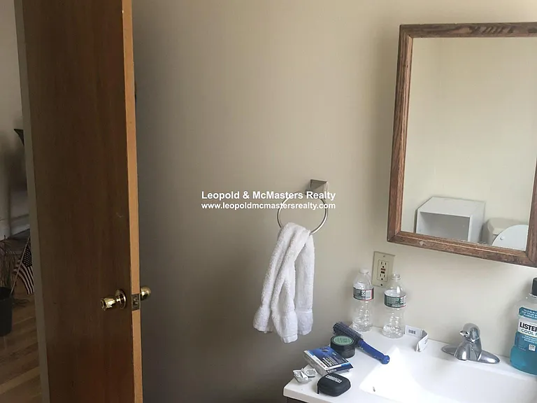 59 Waverly St #1 — Photo 26