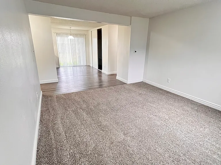 WIllowbrook Apartments — Photo 26