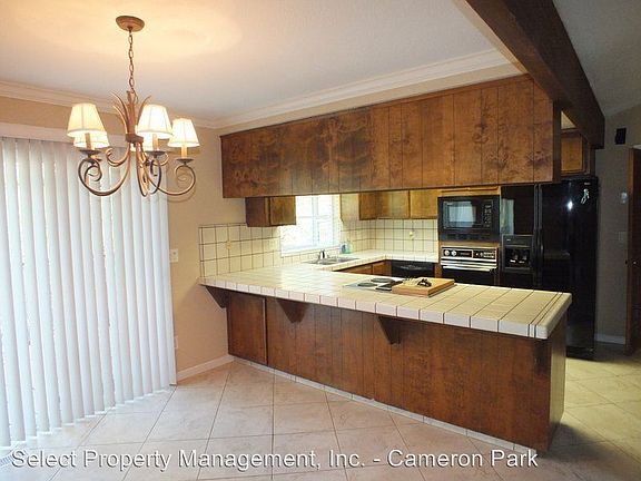 4th image of 1654 Bonita Ct