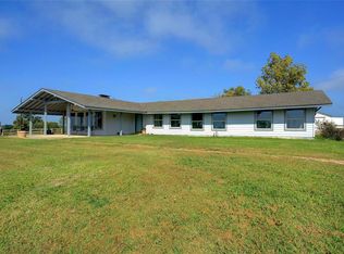 2655 Harris St, Gainesville, TX 76240
