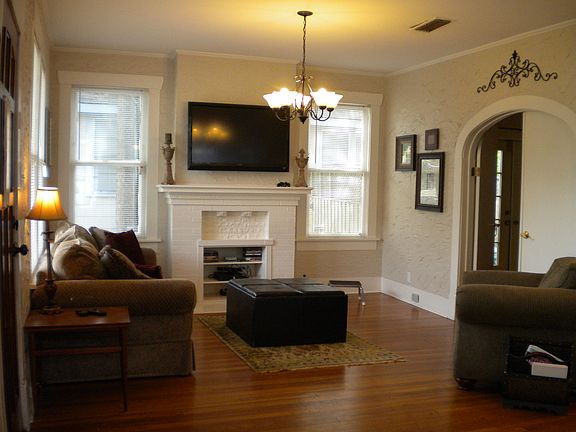 Living Room-Hardwood Floors