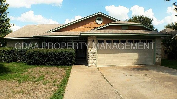 1st image of 200 Rockmoor Dr