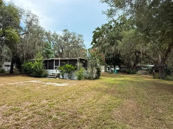 27416 WALNUT AVENUE, OKAHUMPKA, FL 34762