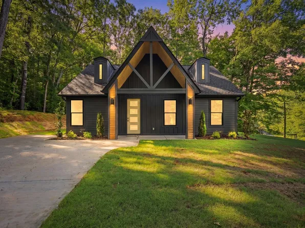 502 Wren Dr, Westminster, SC 29693