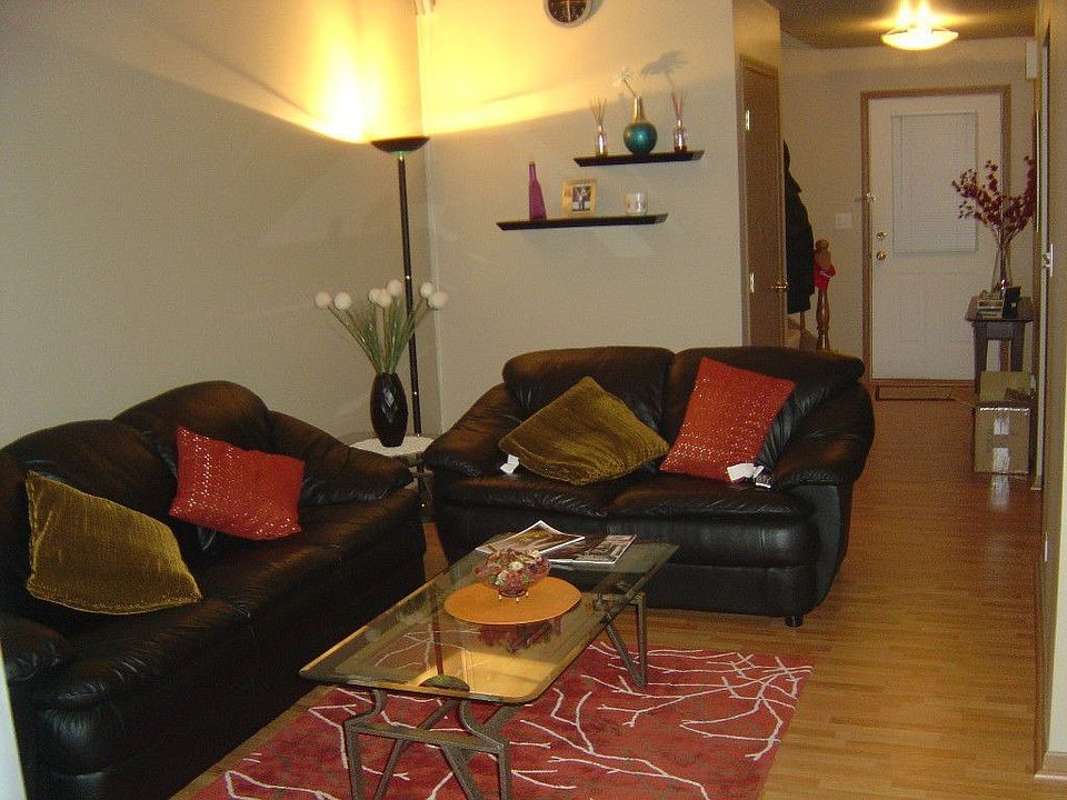 Living Room (Corner view)