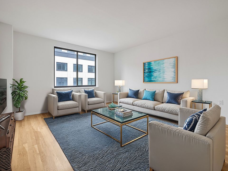 1st image of 434 W 19th St Penthouse D