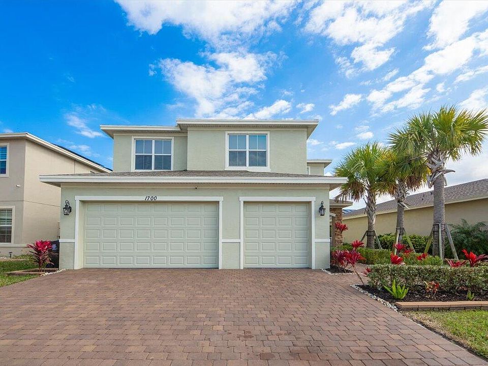 1st image of 1700 NW Vivanco Street