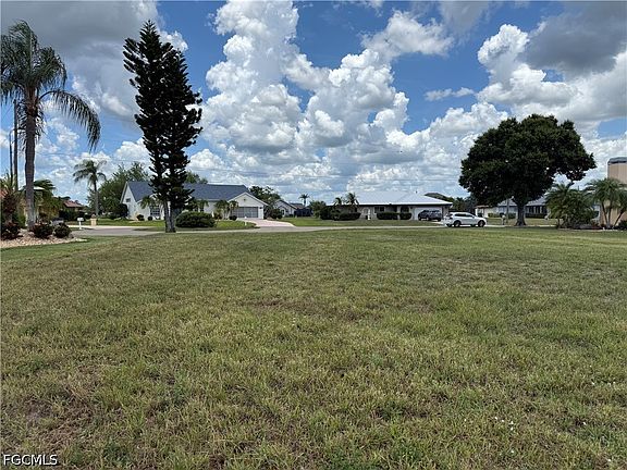 5th image of 25283 Ojibway Ct