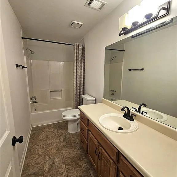 290 Oakmere Dr — Photo 21